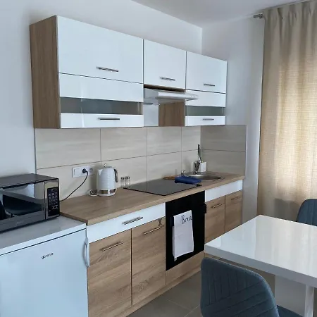 Cedrus Apartman