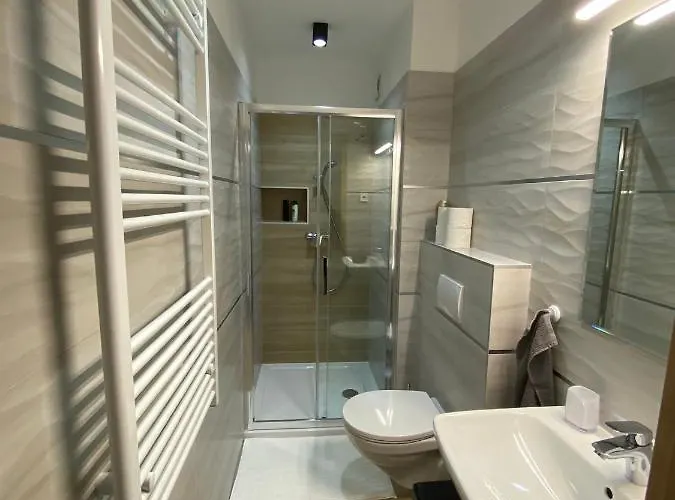 Cedrus * 巴拉顿菲赖德